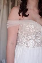 Load image into Gallery viewer, Carmen - Off-Shoulder Tulle A-Line Dress with Lace Appliques