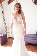 Load image into Gallery viewer, Lilly - Mermaid with V-Neck Cut Wedding Dress
