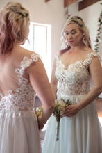 Load image into Gallery viewer, Ruby A-line With Scoop Neck Wedding Dress