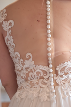 Load image into Gallery viewer, Ruby A-line With Scoop Neck Wedding Dress