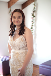Freya - Mermaid with V-neck Style Wedding Dress