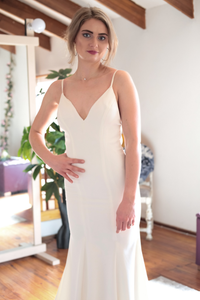 Mikaela - Mermaid with V-Neck Wedding Dress